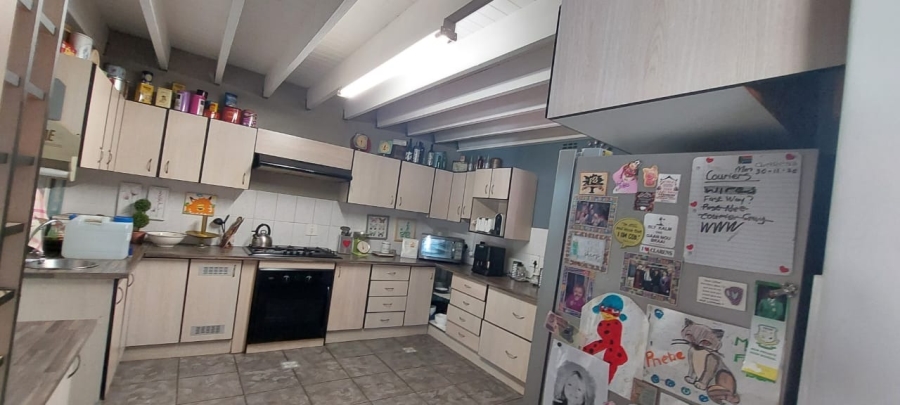 5 Bedroom Property for Sale in Gonubie Eastern Cape